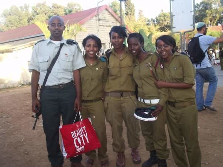 משפחתה של אהובה אוונש. צילום: באדיבות המשפחה