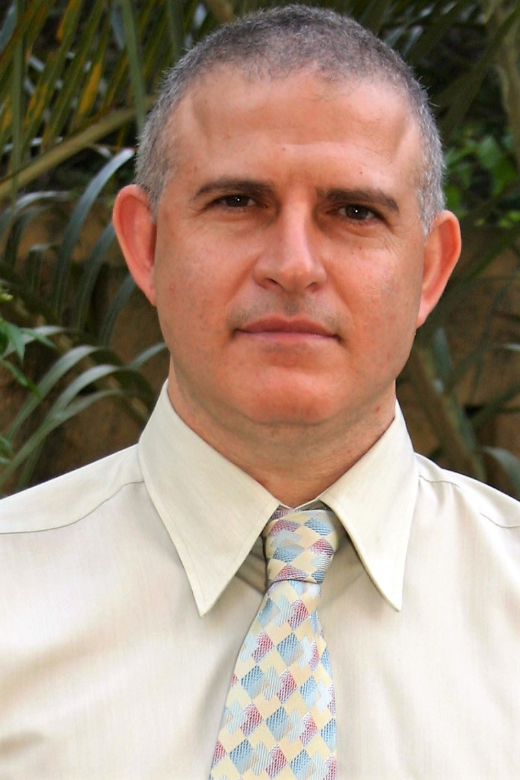 פרופ זהר לוי