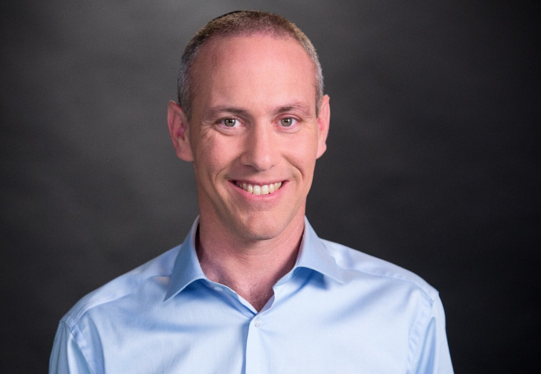 חילי טרופר: 