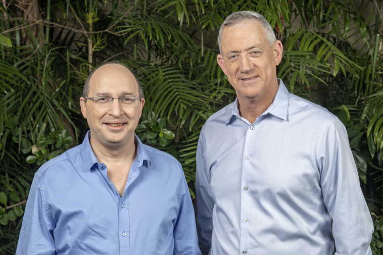 עם אבי ניסנקורן. צילום: ישראל הדרי