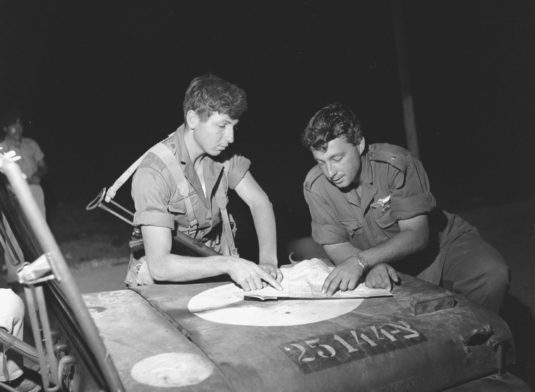 שרון והר ציון. צילום: אסף קוטין, במחנה