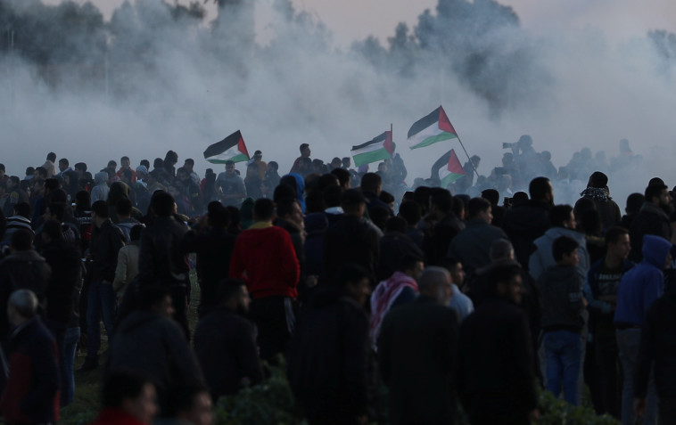 הפגנות בגבול הרצועה. צילום: רויטרס