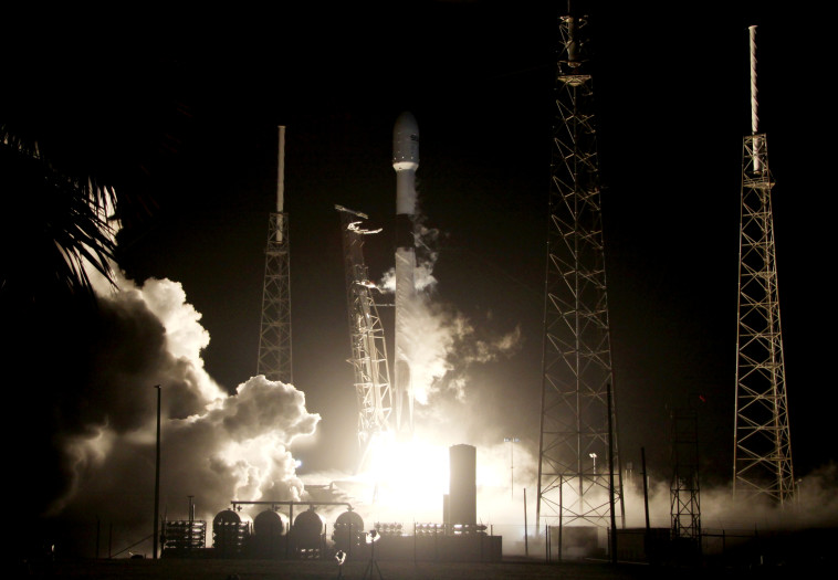 שיגור החללית. צילום: רויטרס