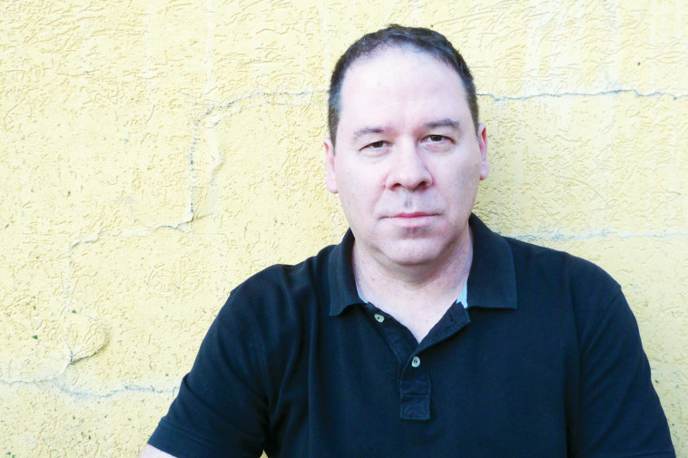 שאול אדר. צילום: הוצאת בבל