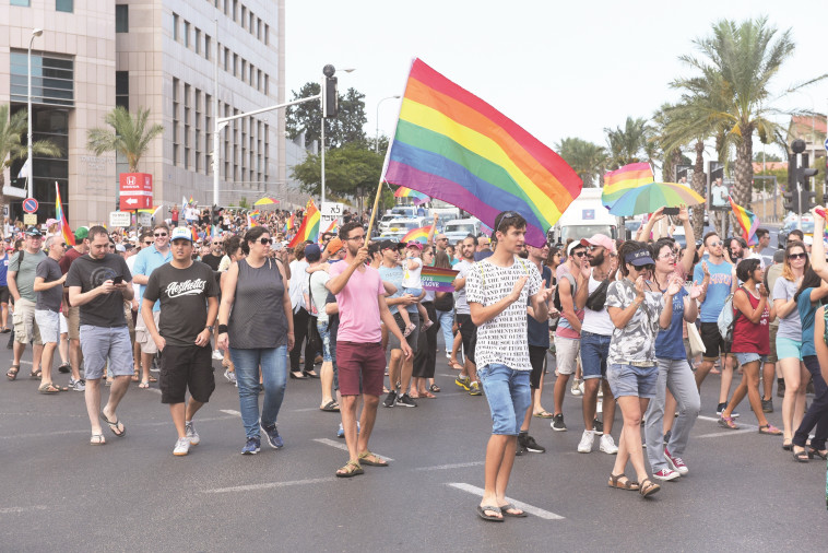 הפגנת קהילת הלהט''ב בתל אביב (צילום: אבשלום ששוני)