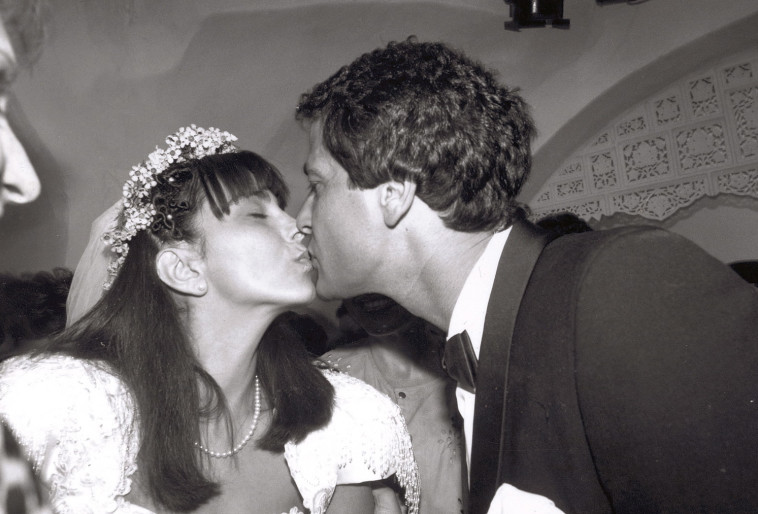 דודו טופז ודליה ברששת ביום חתונתם. צילום: יוסי אלוני