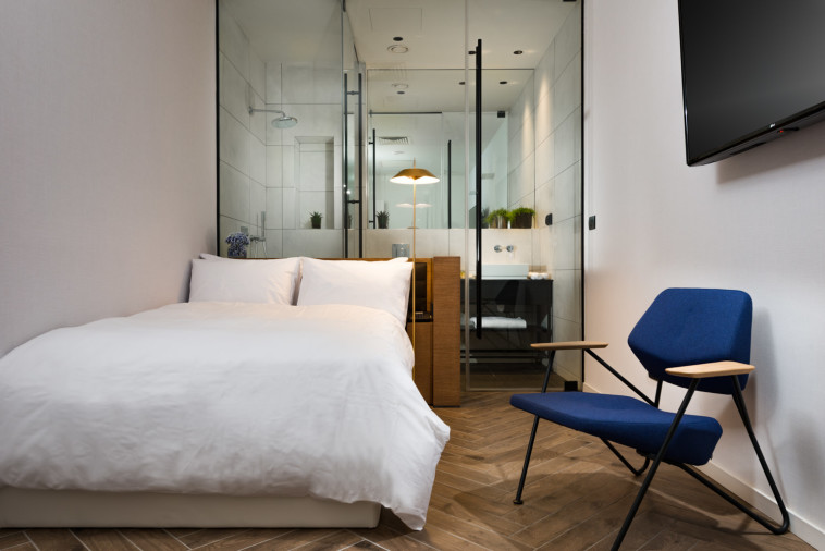 חדר שינה בטרמינל פתאל. צילום: רגב כלף