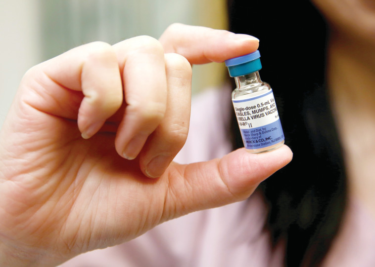 לרבע אחוז מהתלמידים בבתי הספר הציבוריים בניו יורק יש פטור מהתחסנות מסיבות דתיות. חיסון לחצבת. צילום: רויטרס