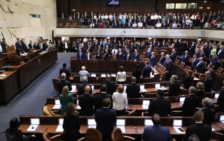 לא מסתמך על הכנסת. צילום: מרק ישראל סלם