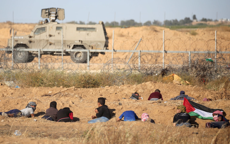 עימותים עם פלסטינים בגבול רצועת עזה. צילום: רויטרס