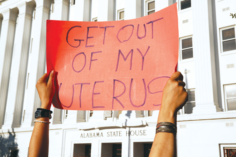 הפגנות נגד הפלות בארה''ב (צילום: רויטרס)