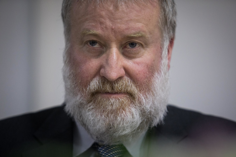 אביחי מנדבליט