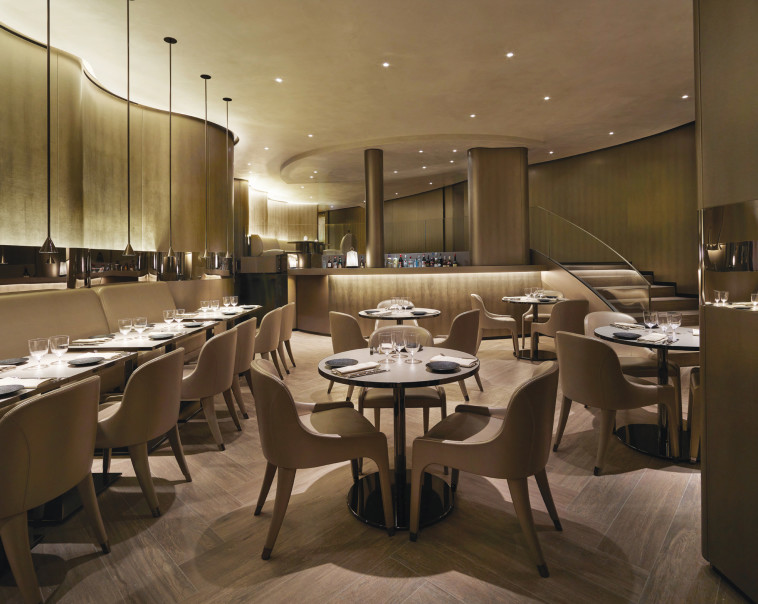 מסעדת EMPORIO ARMANI CAFFE בפריז, צילום: יח&quot;צ.