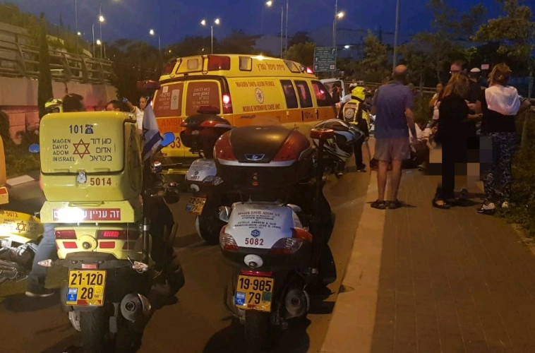 זירת התאונה בירושלים, צילום: תיעוד מבצעי מד&quot;א