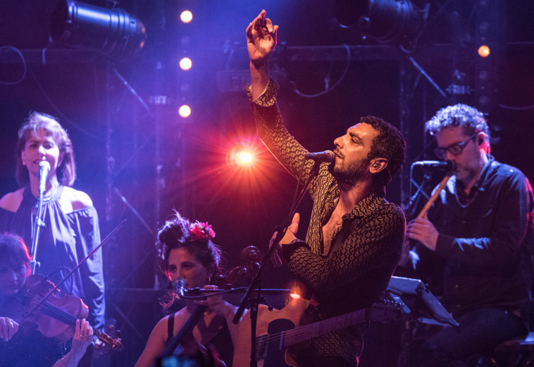 דודו טסה והכוויתים