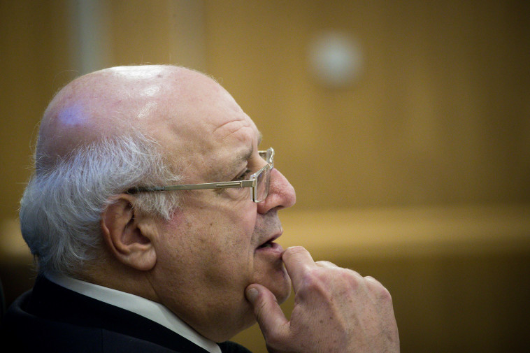 מלצר. קובע את כללי האסור והמותר בקמפיים הבחירות. צילום: יונתן זינדל, פלאש 90