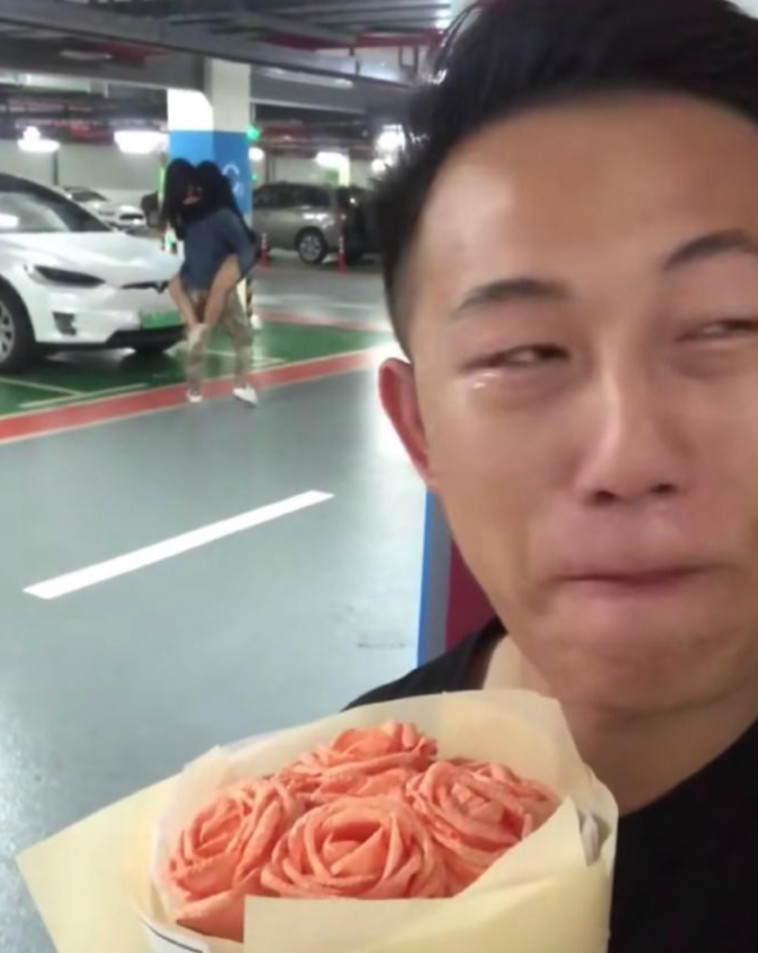 קן וואנג. טוויטר