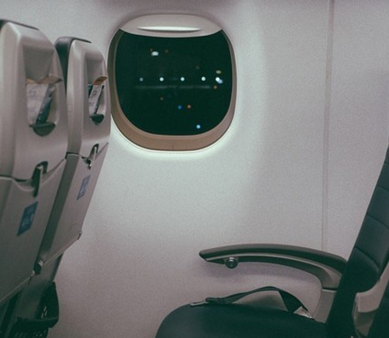 למרות הכאוס, הנוסע האנונימי שיבח את צוות תא הנוסעים