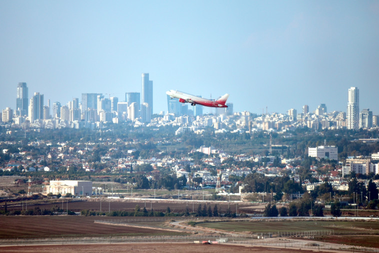 טיסה שיוצאת מנתב"ג. צילום: פלאש 90