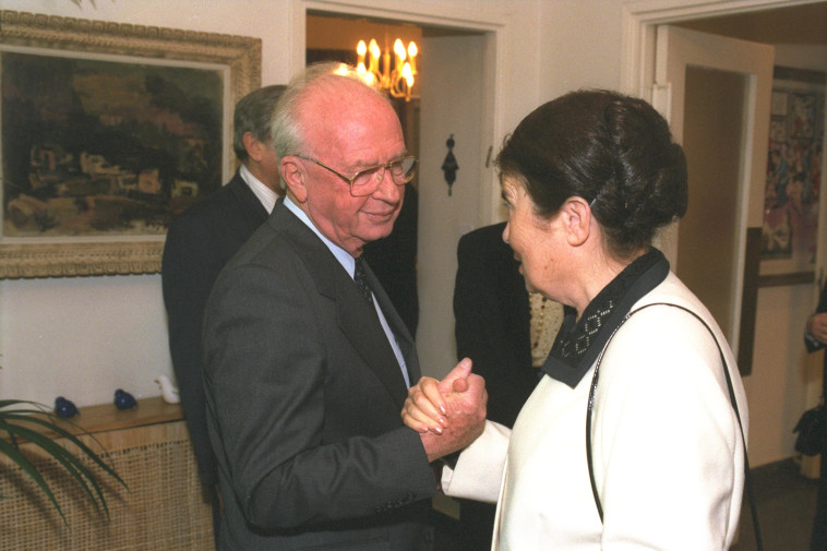 עם יצחק רבין. צילום: יעקב סער, לע"מ