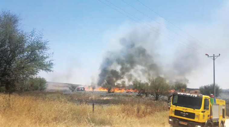 שריפה בעוטף עזה כתוצאה מבלון תבערה, ארכיון