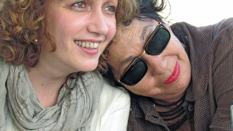 הרגשתי צורך לצלם, כפרי ודודינה. צילום: נתן זהבי