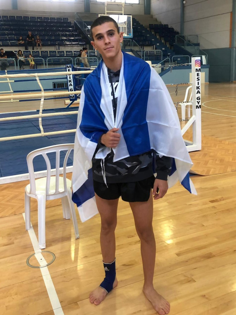 עמית ווגן לאחר תחרות באגרוף תאילנדי. צילום: התאחדות אילת