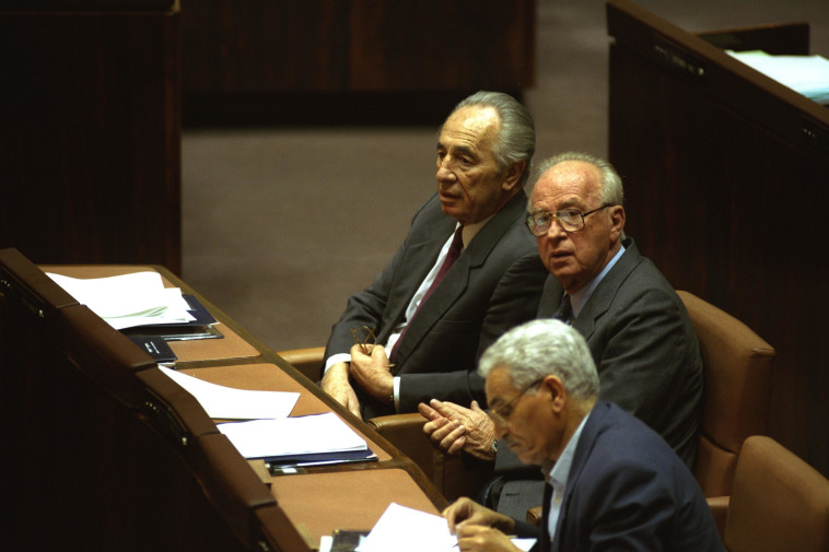 ישראל קיסר עם יצחק רבין ושמעון פרס 