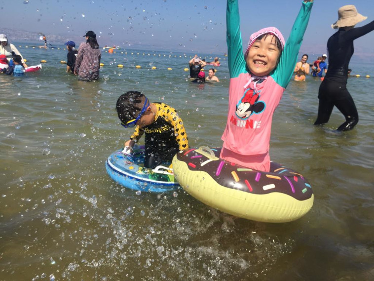 כפר החופש עין גב. צילום: חגי פלג, חוף כפר הנופש עין גב