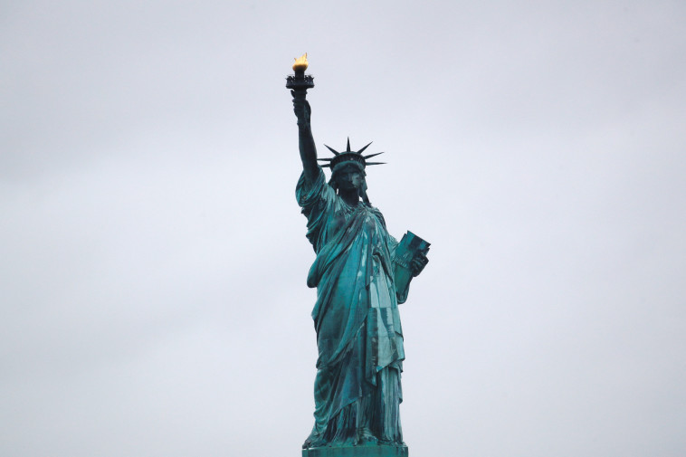 פסל החירות, ארכיון