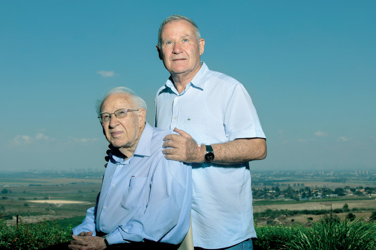 אהרון ועמוס ידלין