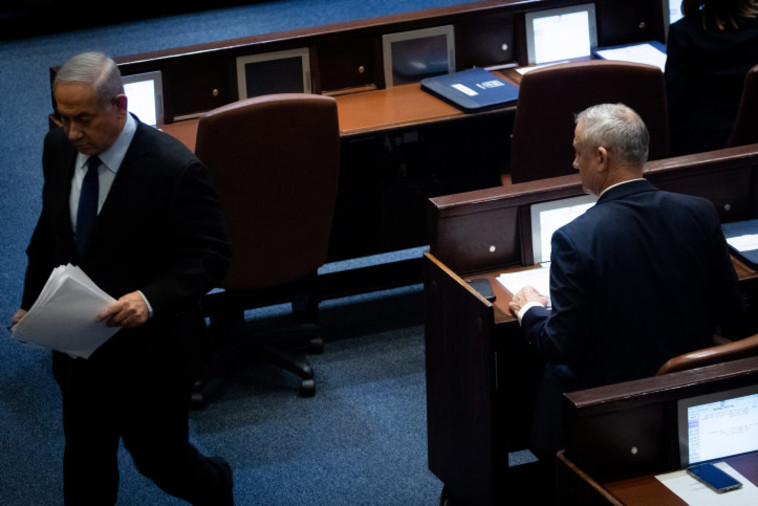 גנץ ונתניהו. יקשיבו למחאה? צילום: יונתן זינדל, פלאש 90