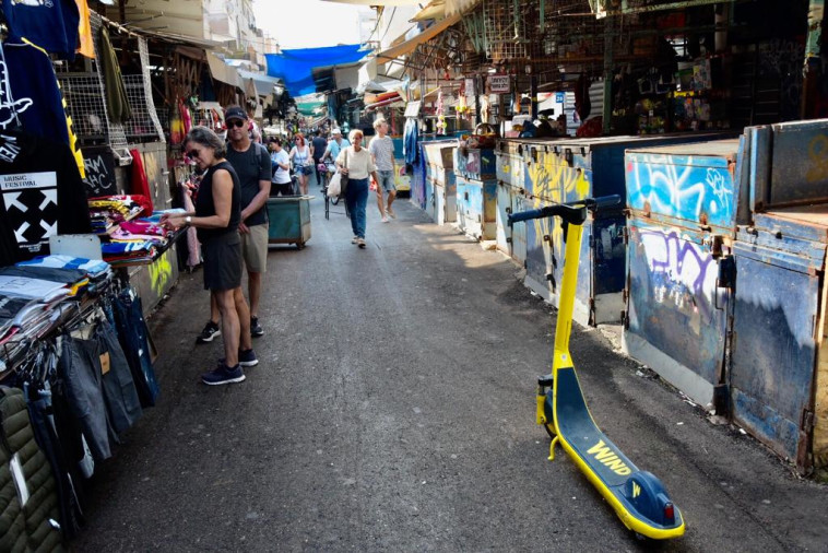שוק הכרמל ת&quot;א, היום. צילום: אבשלום ששוני
