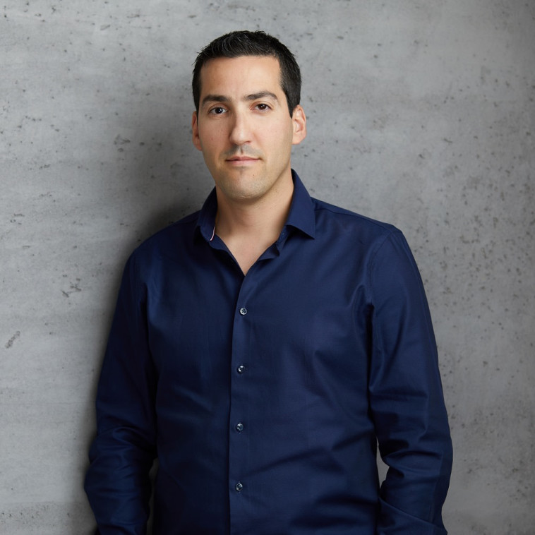 עו&quot;ד רפאל אלמוג. צילום: אופיר הייב