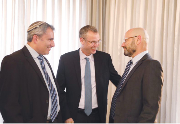 טרובוביץ', לוין, אלקין בכפר המכביה