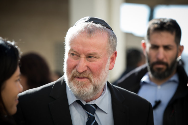 אביחי מנדלבליט