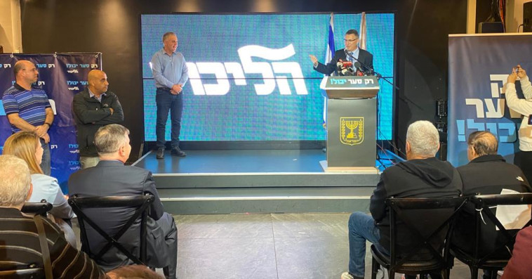 סער בכנס בחיפה. צילום: פרטי