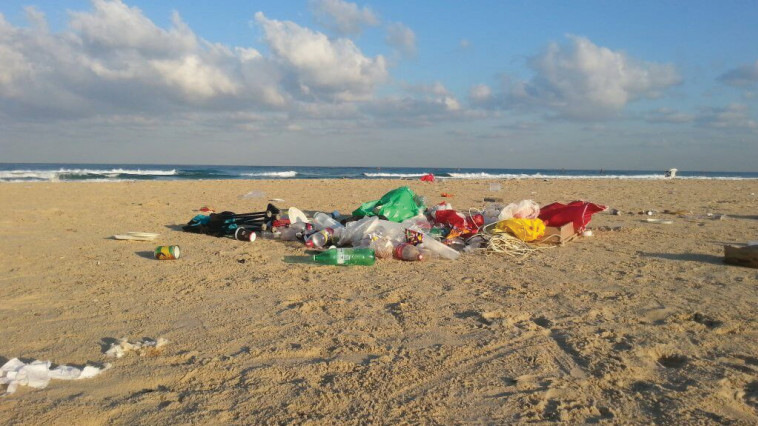 פסולת פלסטיק (צילום: גליה פסטרנק, המשרד להגנת הסביבה)