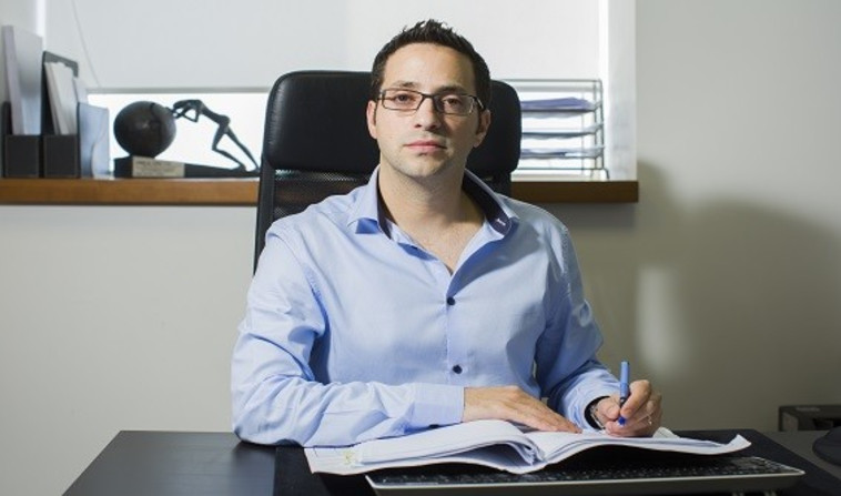 עורך הדין אופיר בן משה. צילום: משרד עו&quot;ד אופיר בן משה.