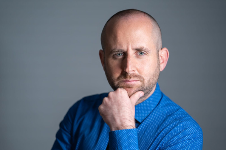 עו&quot;ד תומר לינר, צילום עצמי