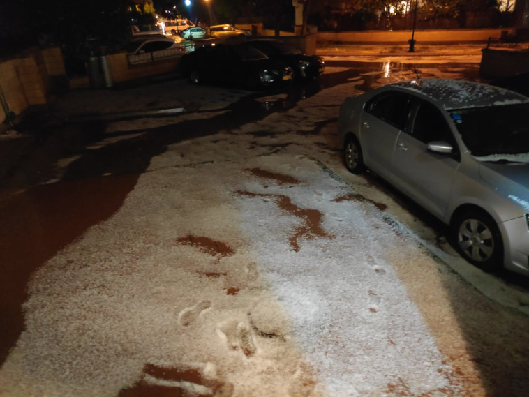 ברד כבד בבנימנה. צילום: TPS