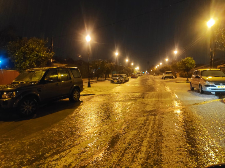 ברד כבד בבנימנה. צילום: TPS