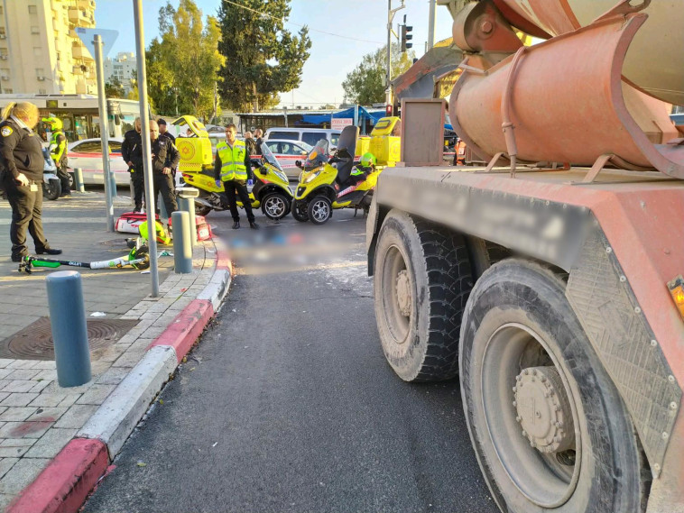 זירת התאונה בתל אביב, בה נהרג דניאל כהן ז"ל