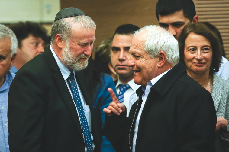 חיים כץ, אביחי מנדלבליט