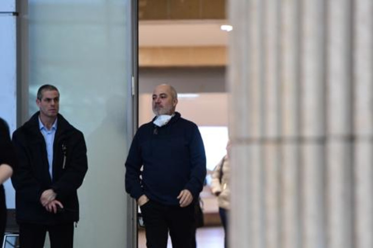 לא עוטים מסיכות בנתב&quot;ג. צילום: אבשלום ששוני