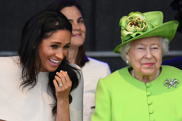 Queen Elizabeth, Megan Merkel (Photo: Jeff J Mitchell Getty Images)