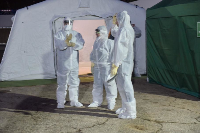 הצוות הרפואי בבית החולים שיבא