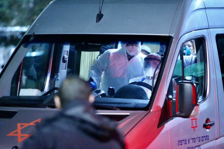 נגיף הקורונה- אנשי מד''א נערכים לטיפול בחולים