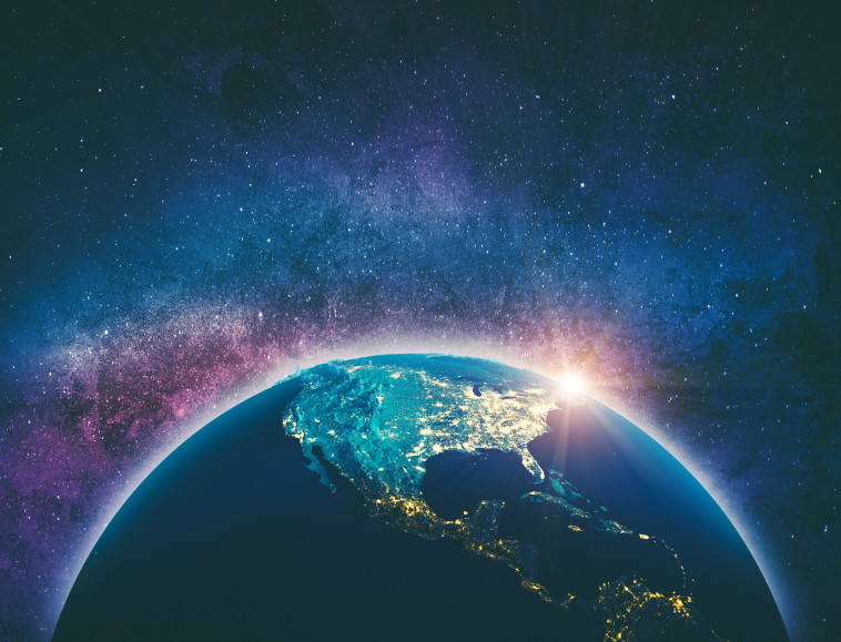 כדור הארץ, חלל