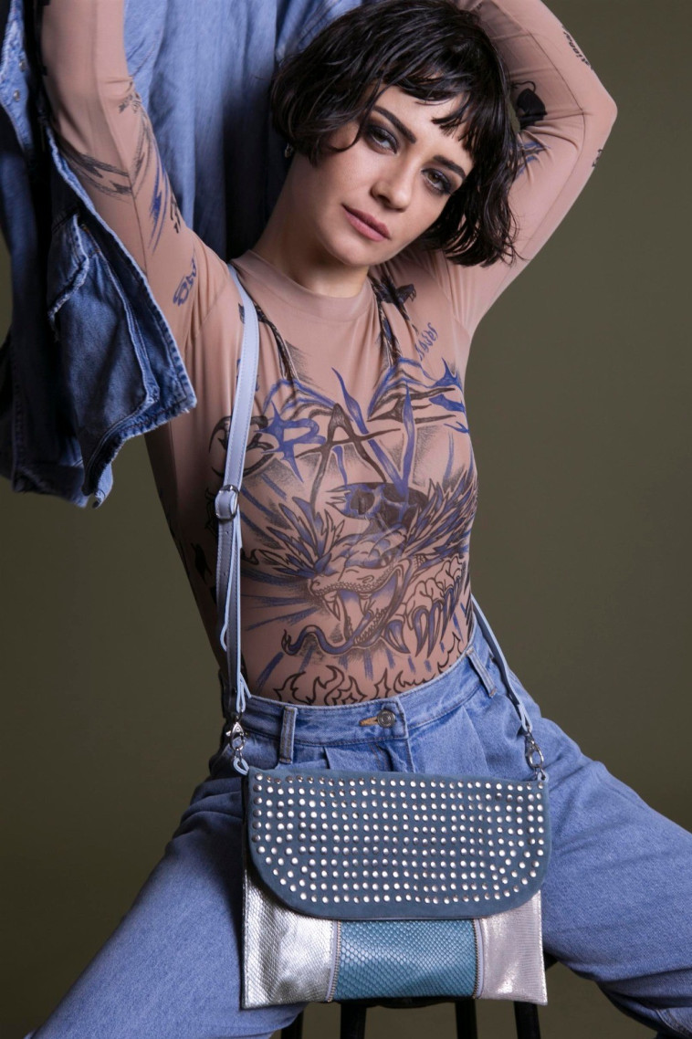 לא נחה לרגע. נינט